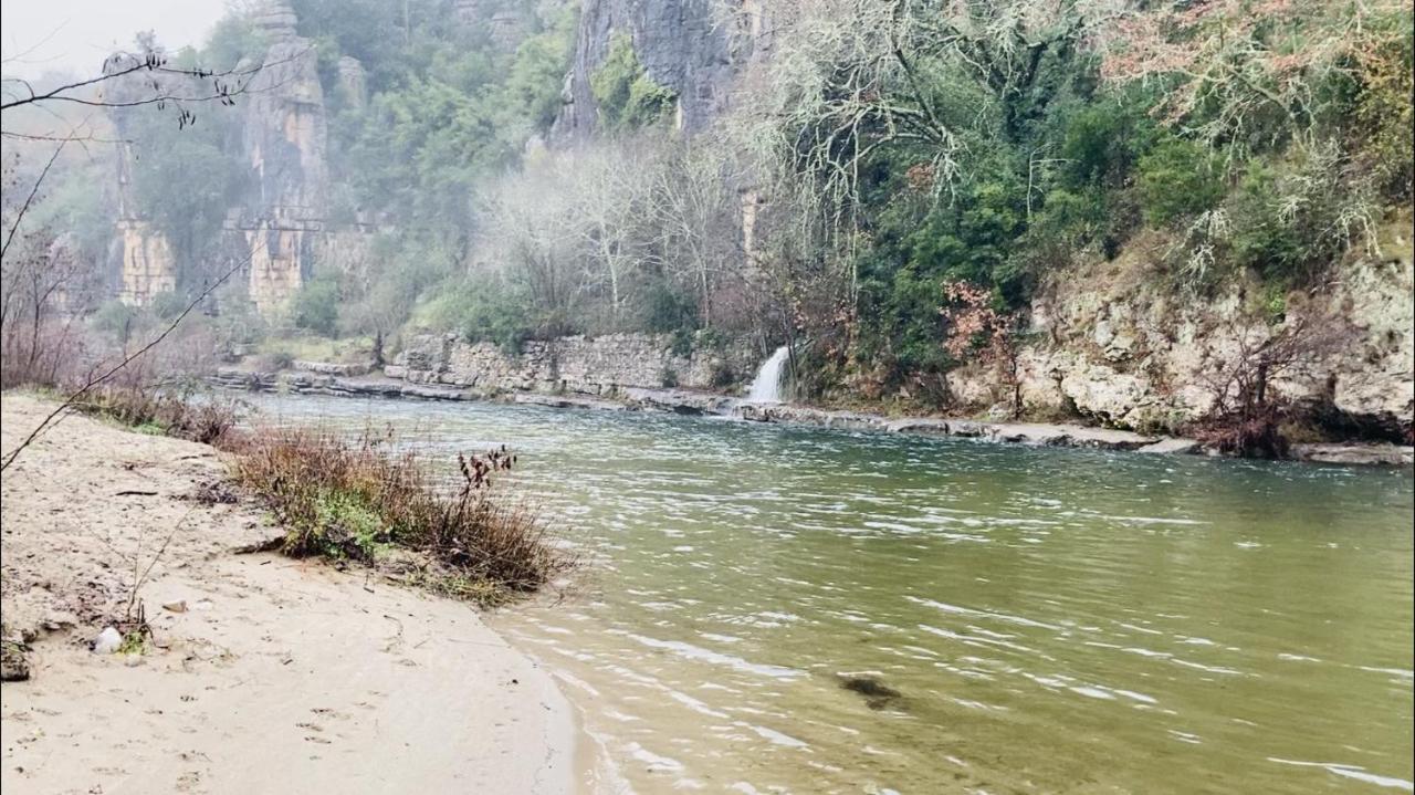 Gites Des Falaises De La Beaume Labeaume Eksteriør billede